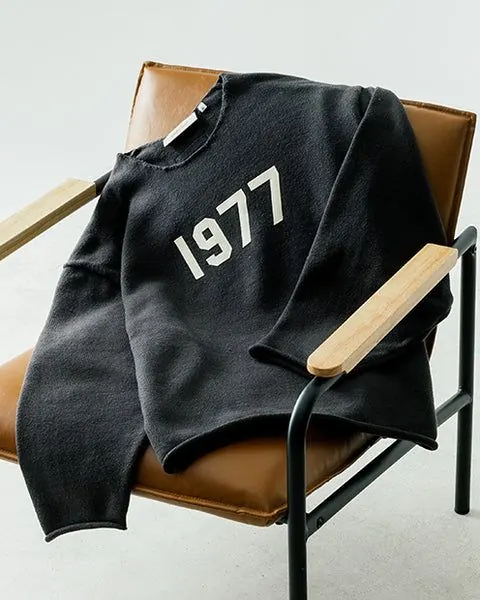 FEAR OF GOD ESSENTIALS KNITWEAR, photographic, minimal, dark
