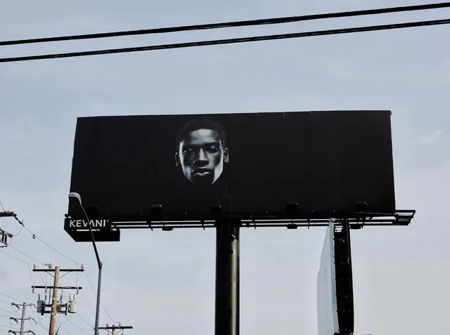 Billboard Portrait Mockup