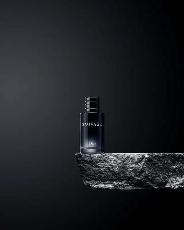 Minimal luxury mockup, minimal, luxury, dark