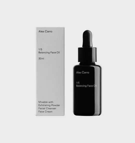 Minimal luxury packaging, minimal, luxury, light