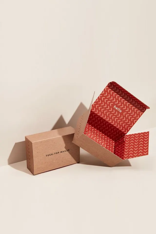 Reason Why Should You Choose Custom Kraft Boxes For Shipping?, minimal, photographic, light