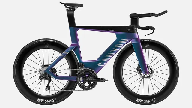 Chromatic Aero Racing Bicycle, minimal, corporate-clean, light