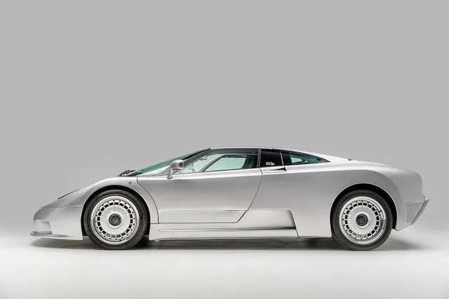 Bugatti EB110 silver side profile, minimal, photographic, light