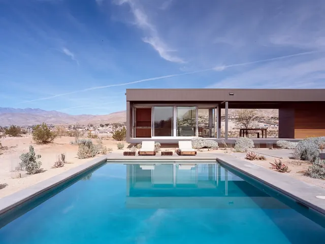 Modern Desert Architecture with Pool