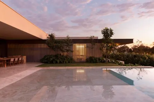 Modern Architectural Residence