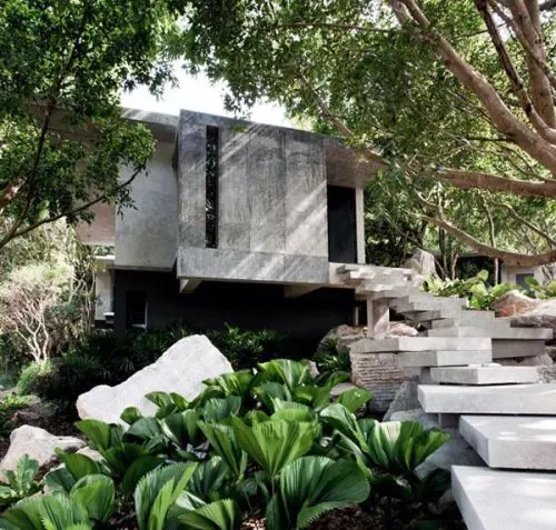 Modernist Concrete Residence