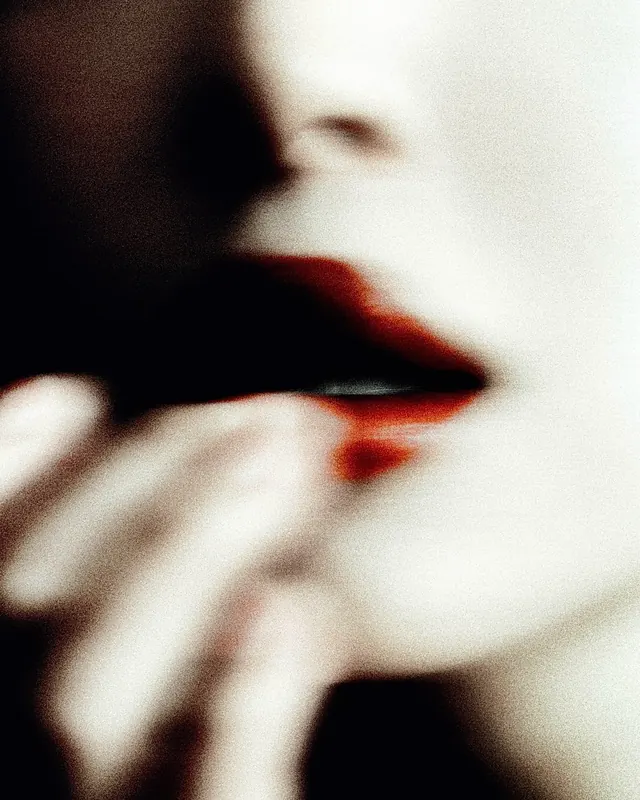 Soft focus portrait with motion blur, photographic, artistic, warm