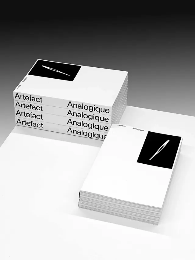 Artefact Analogique portfolio branding, minimal, editorial, monochrome