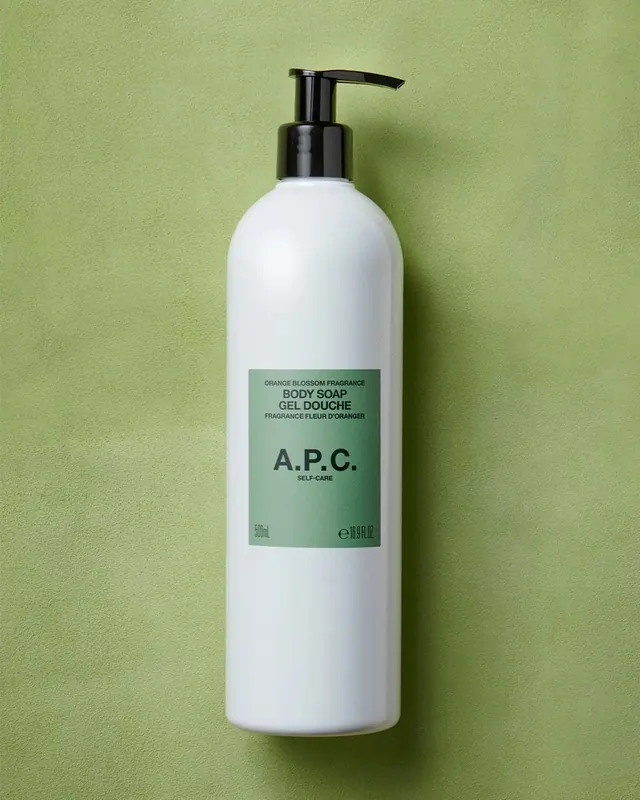 Minimalist beauty product with green label, photographic, minimal, light