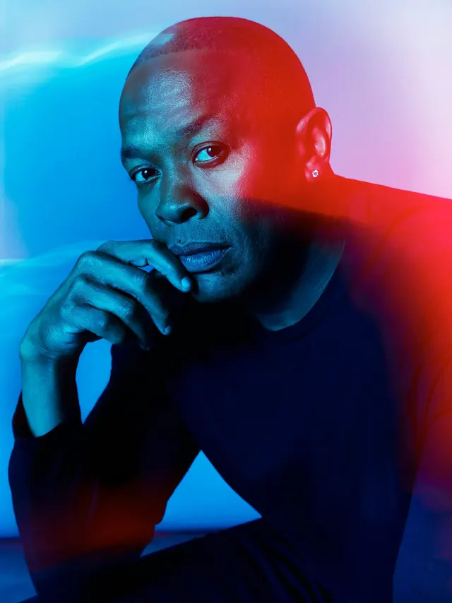 Portrait with Dual-Tone Lighting