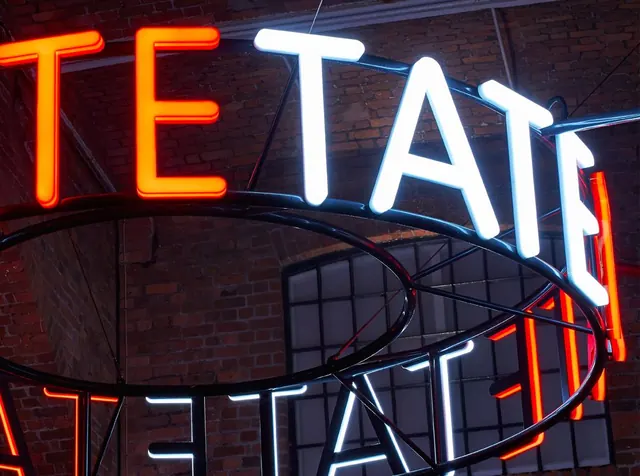 Tate Modern Neon Signage