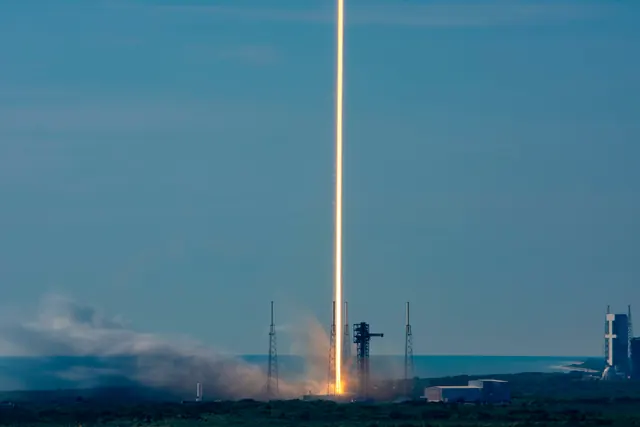 Vertical Light Beam over Horizon, photographic, minimal, cool