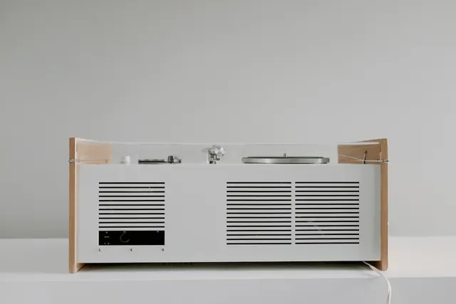 Braun SK 4 record player, minimal, technical, light
