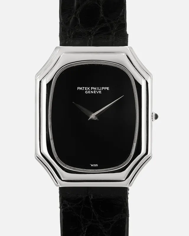 Patek Philippe Nautilus Watch Close-up, luxury, minimal, dark