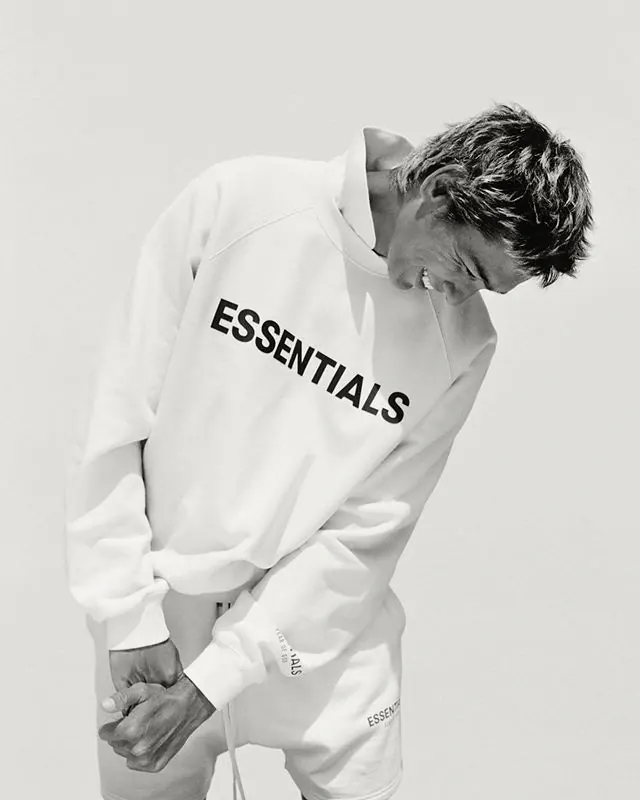 Essentials Branding Mockup
