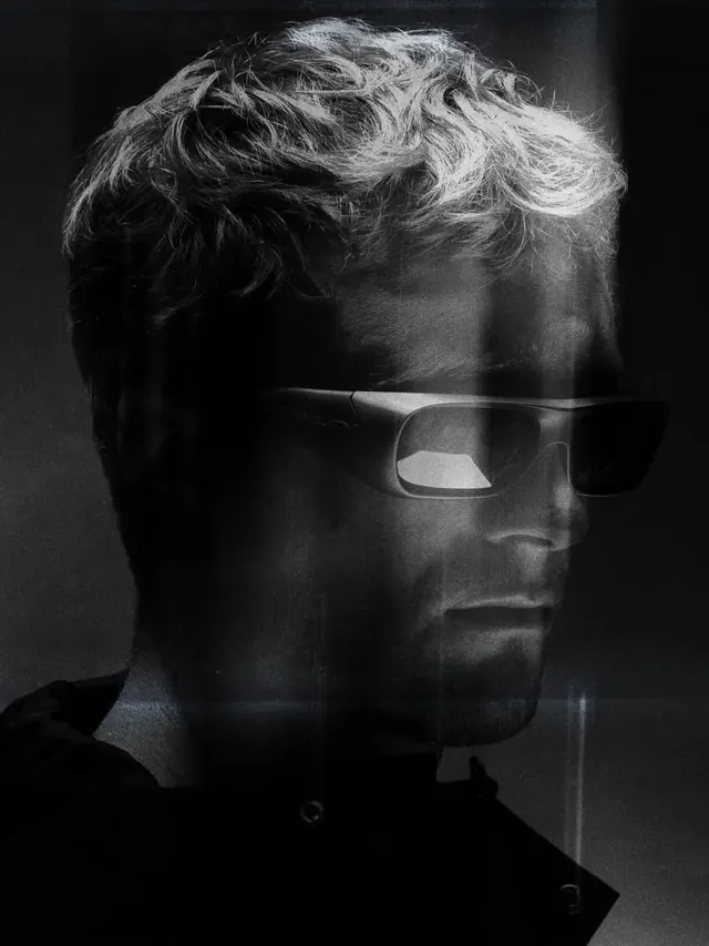 Monochrome Portrait with Overlay, monochrome, minimal, monochrome