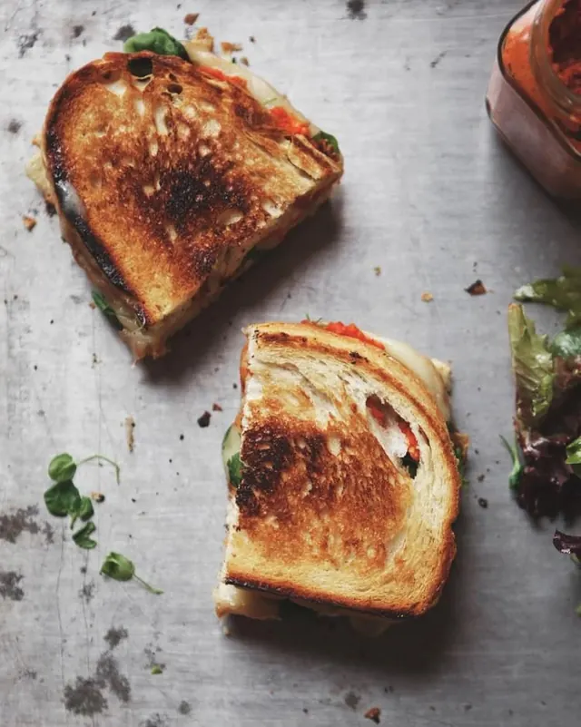 Toasted Bread with Herbs
