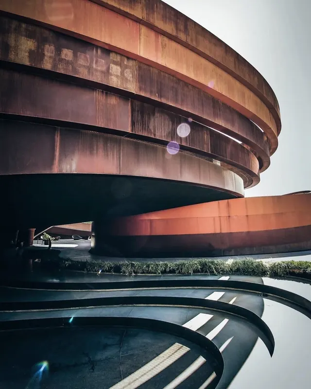 Curved Architectural Structure
