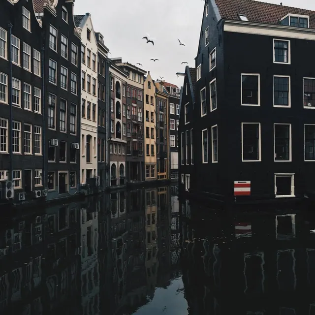 European Canal Architecture