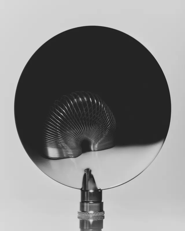 Monochrome Studio Light Reflection