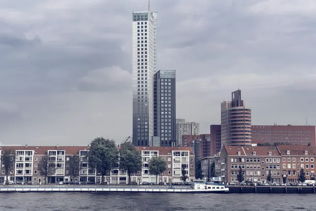 Urban Waterfront Architecture