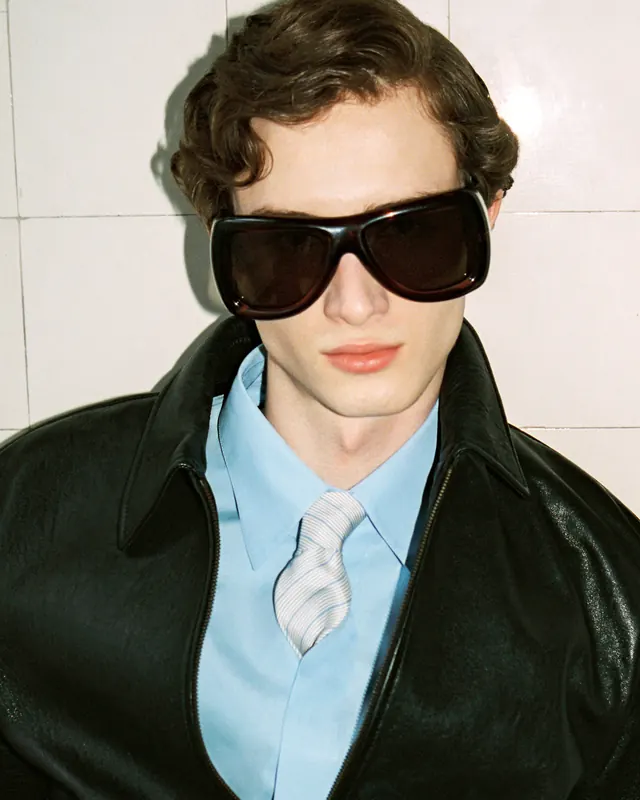 Portrait of a person in sunglasses