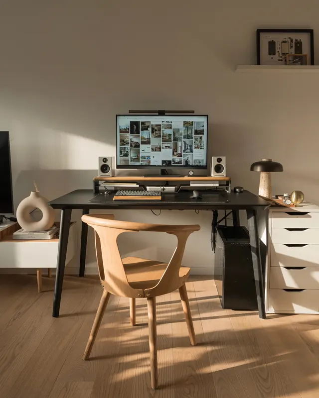 Minimal modern home office desk setup, minimal, light