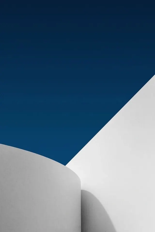 Minimalist Architectural Geometry