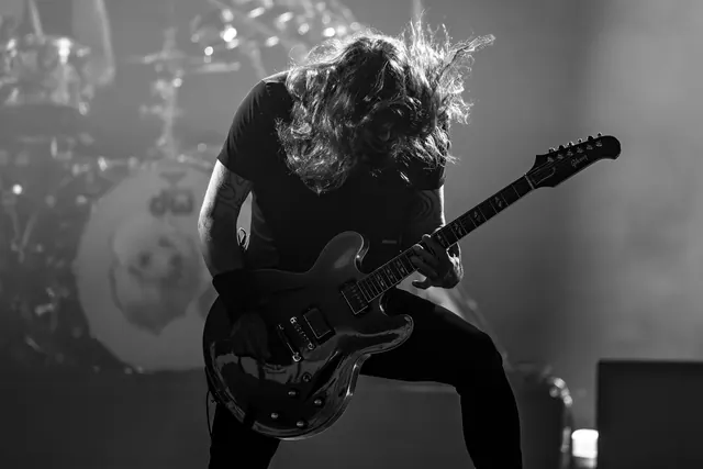 Dave Grohl headbanging concert monochrome, photographic, monochrome, monochrome