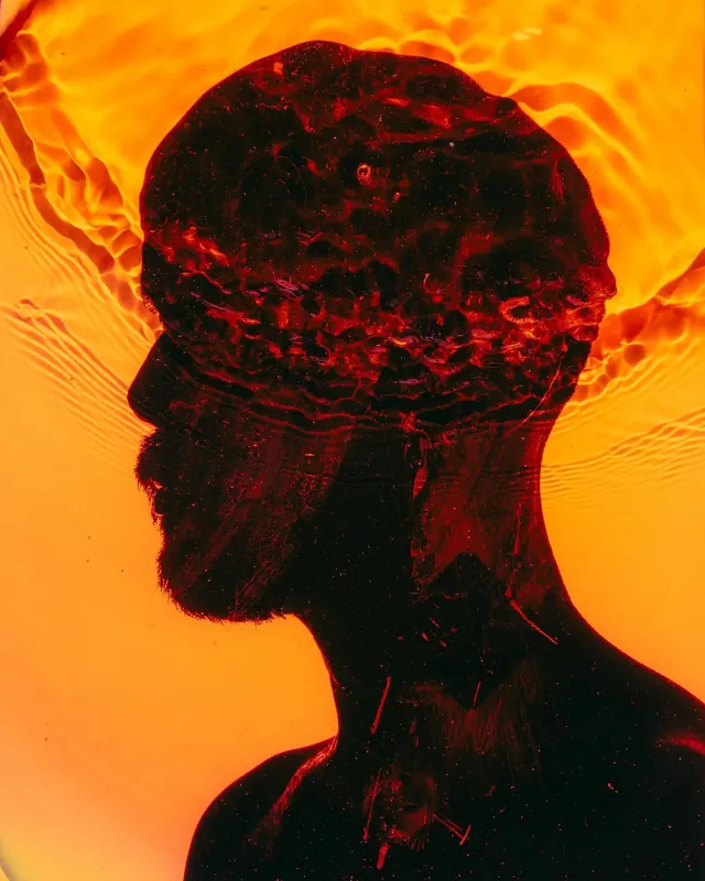 Silhouette in Liquid