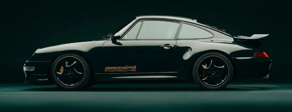 Black Porsche 911 Side Profile