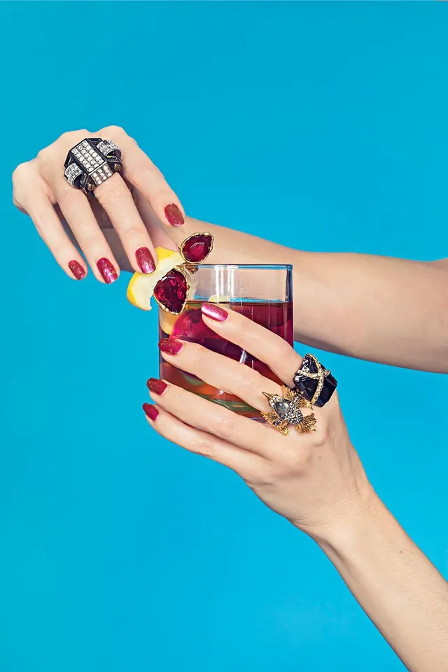 Cosmetic Product Hand Model
