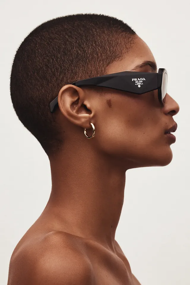 Luxury eyewear product photography portrait, photographic, minimal, light
