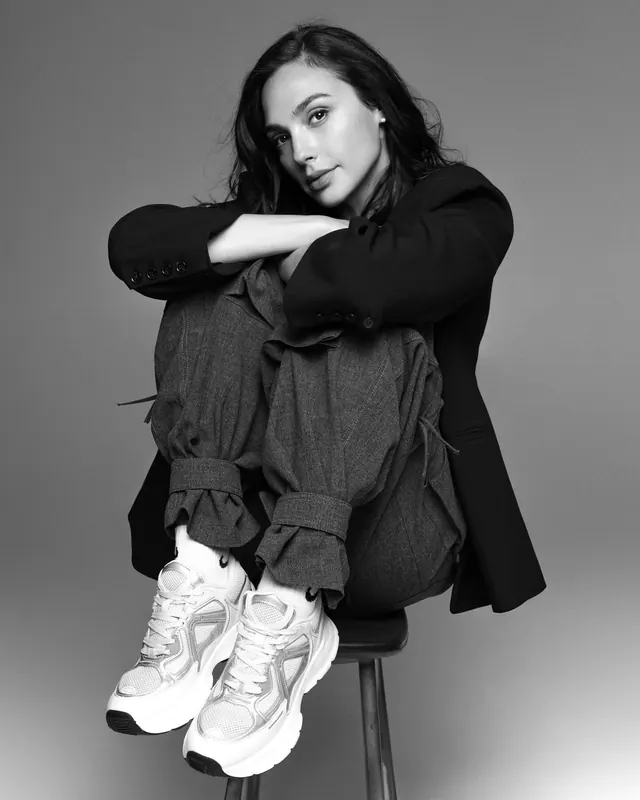 Monochrome Fashion Portrait