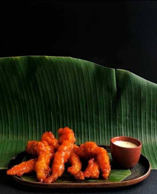 Fried Shrimp on Banana Leaf