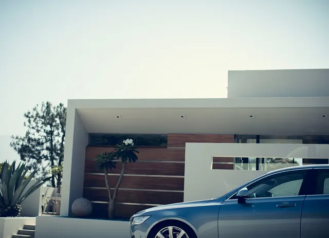 Modern Architecture and Automotive Photography