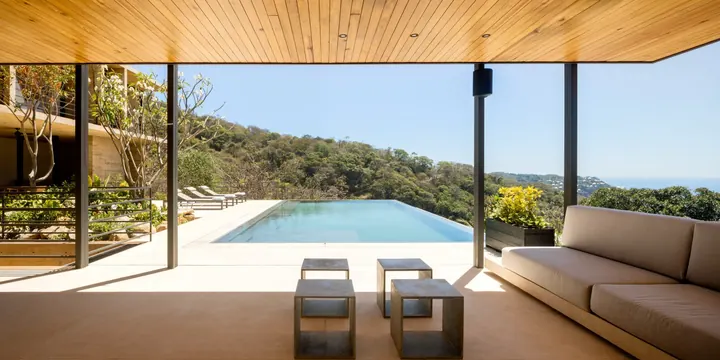 Modern Outdoor Living Space