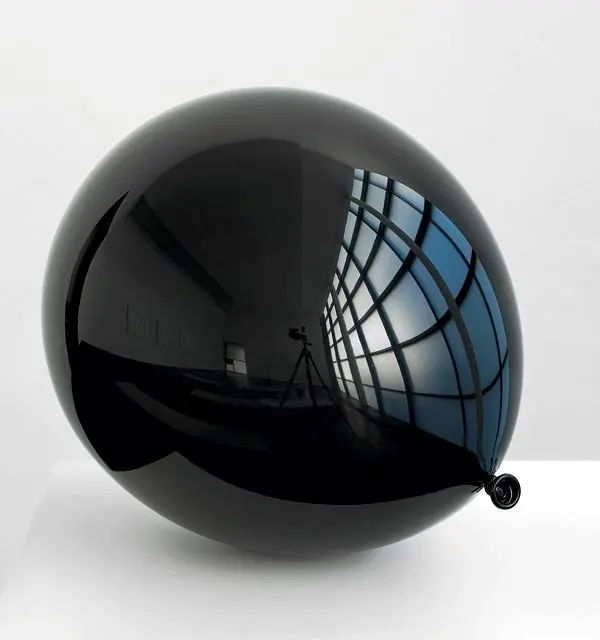 Reflective sphere sculpture, 3d-render, minimal, dark