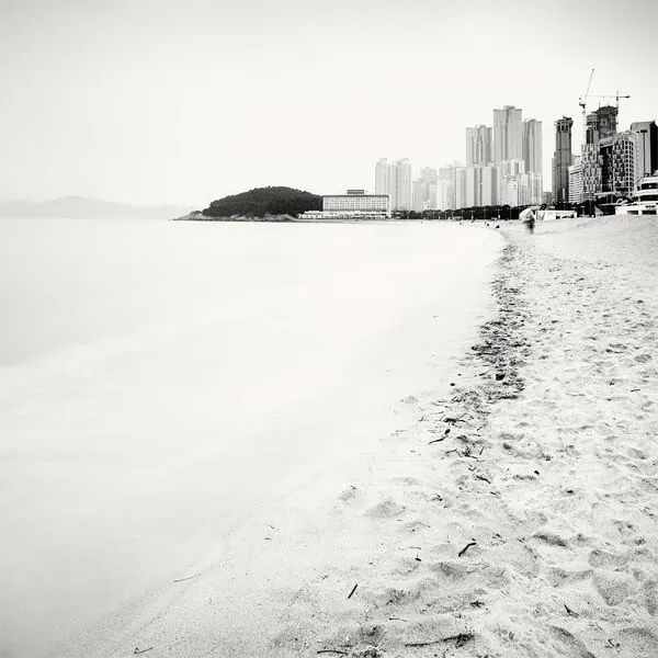 Monochrome beach cityscape, photographic, monochrome, monochrome