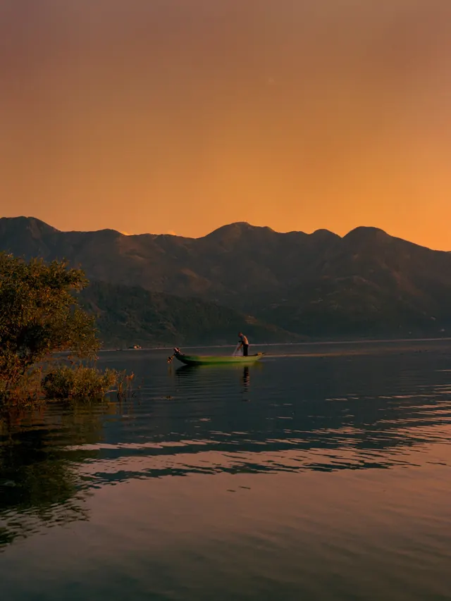 Mountain Lake Sunset