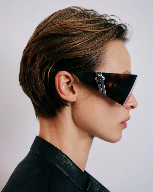 Portrait of a person with sunglasses