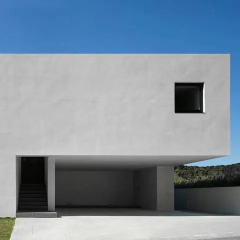 Minimalist Concrete Architecture