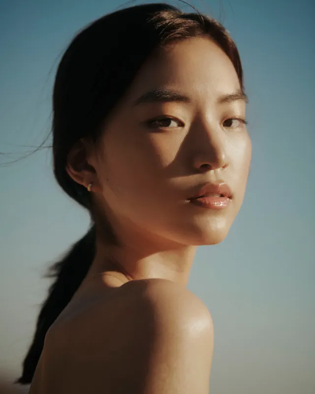 Beauty brand lifestyle photography, minimal, photographic, light