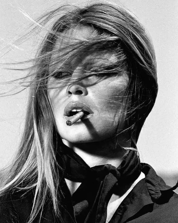 Monochrome Portrait with Motion Blur