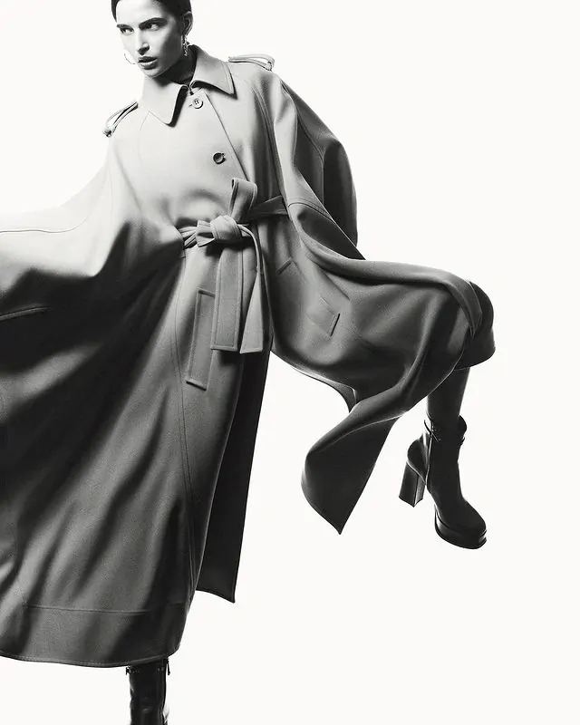Oversized gray wool coat fashion editorial, photographic, editorial, light