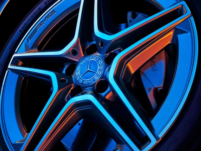Neon car wheel detail, 3d-render, technical, dark