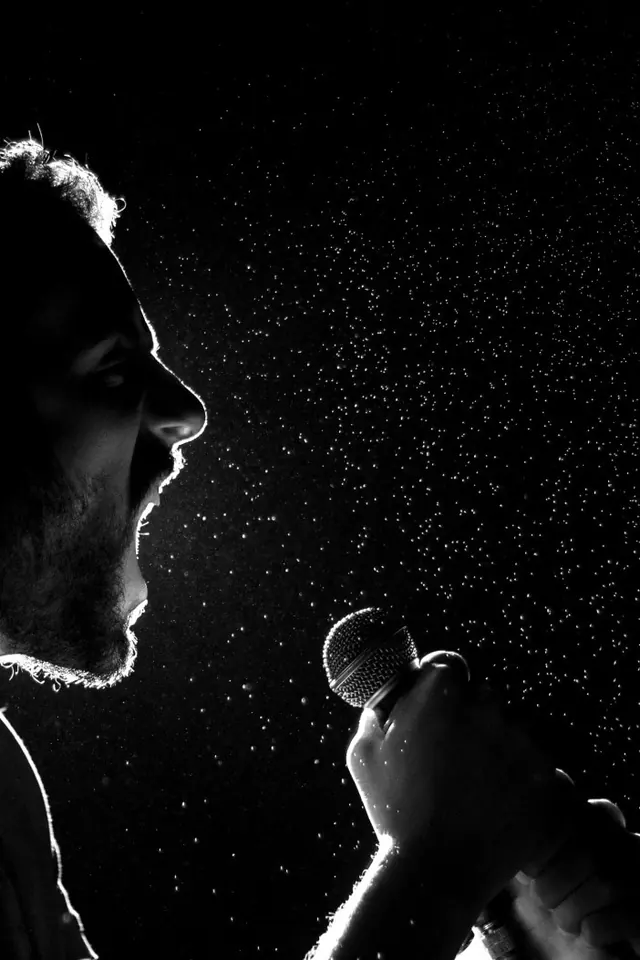 Monochrome portrait with particle effect, monochrome, technical, dark