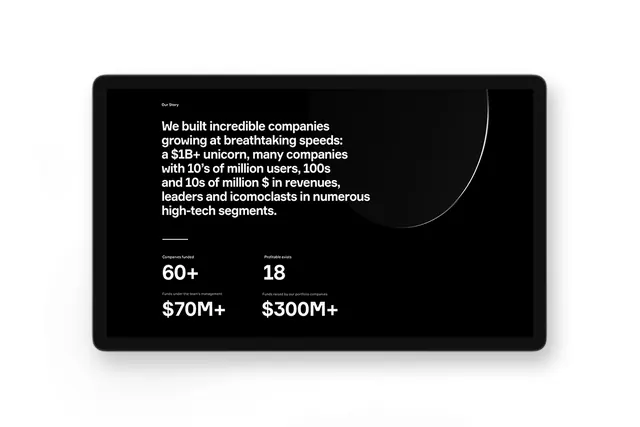 Data Dashboard Card, dark-mode, minimal, dark
