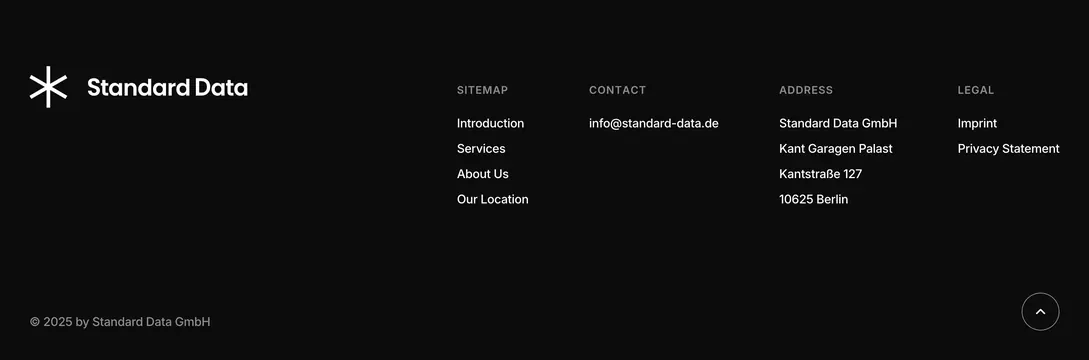 Standard Data minimalist dark footer, minimal, dark-mode, dark
